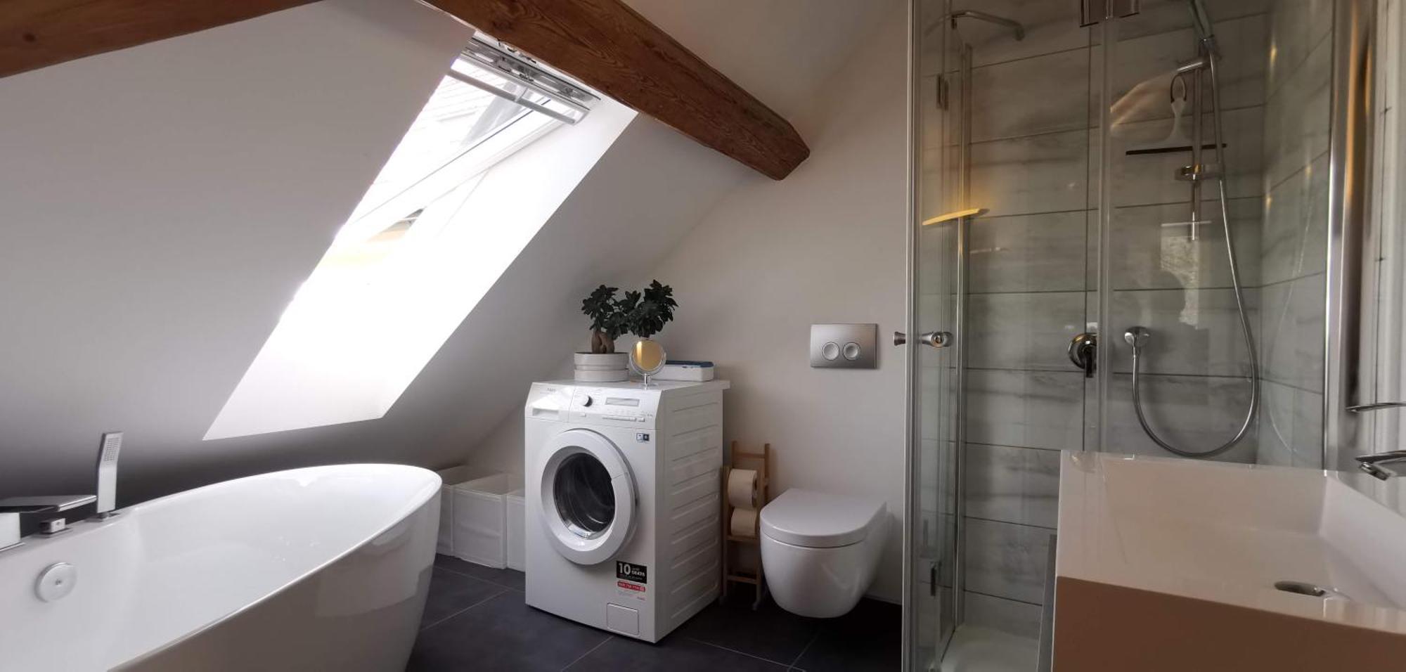 Exklusive Penthouse Wohnung, Nahe Zur Schweiz Klettgau Exteriör bild